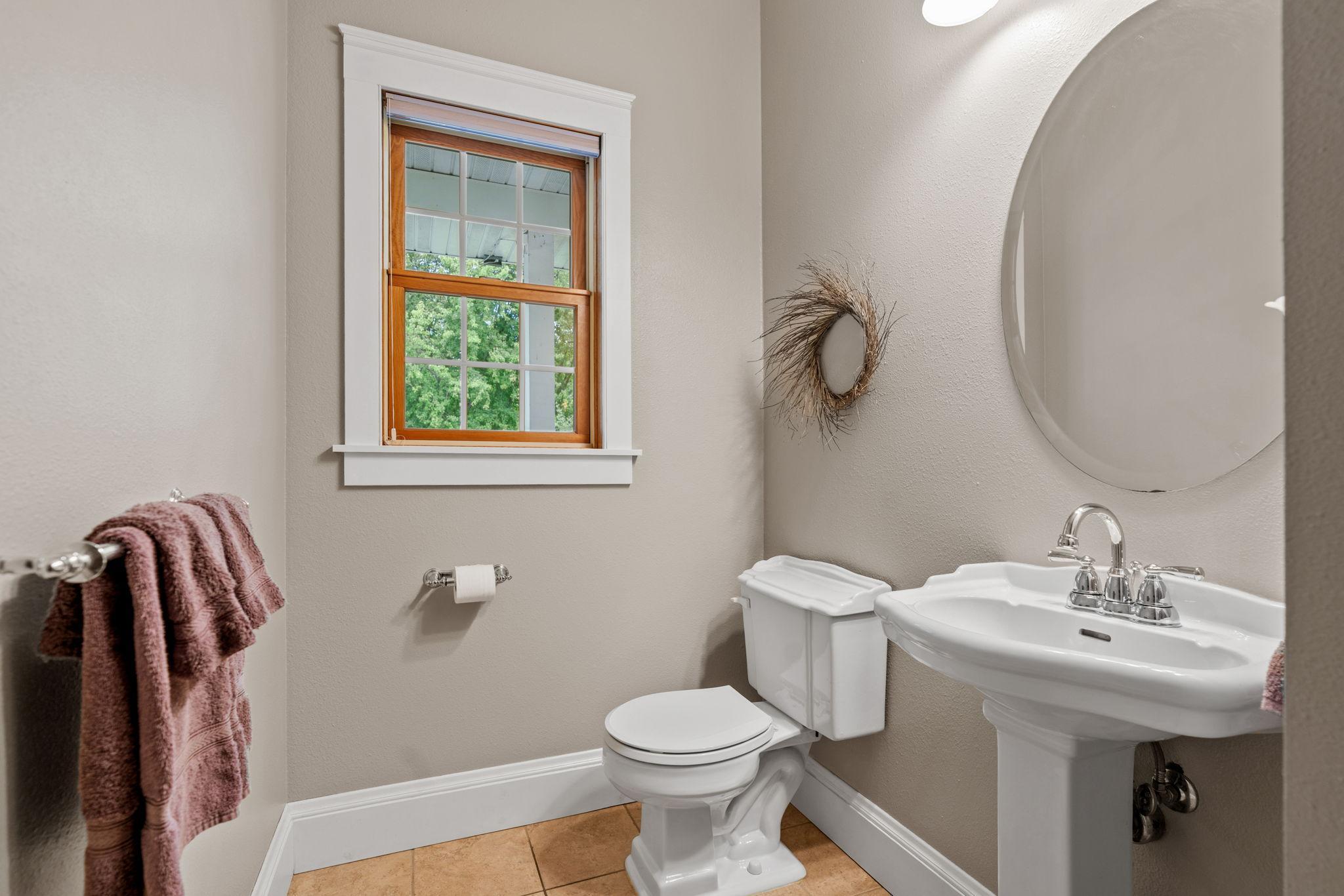 49-web-or-mls-16850 172nd St SE-49.jpg