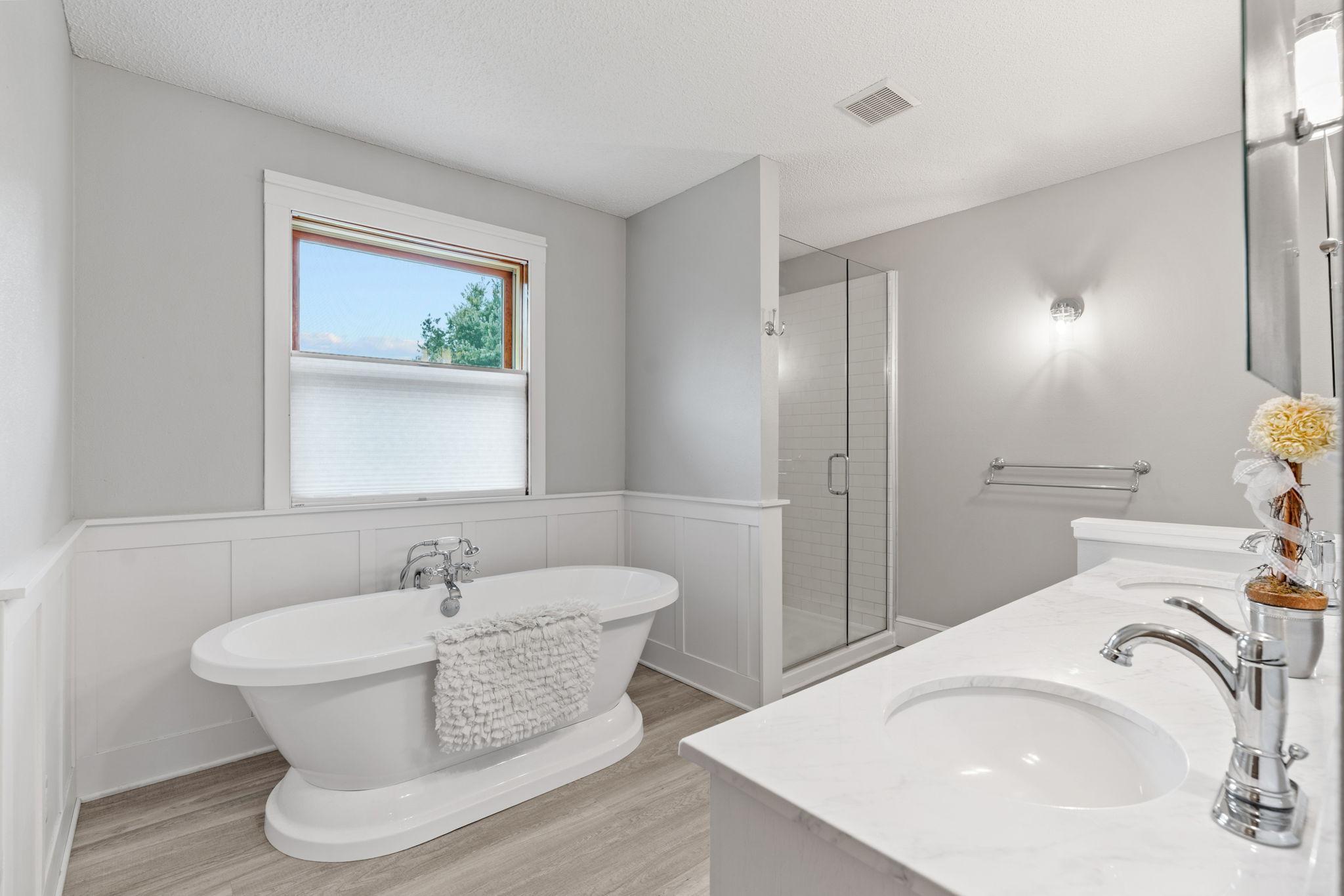 64-web-or-mls-16850 172nd St SE-64.jpg