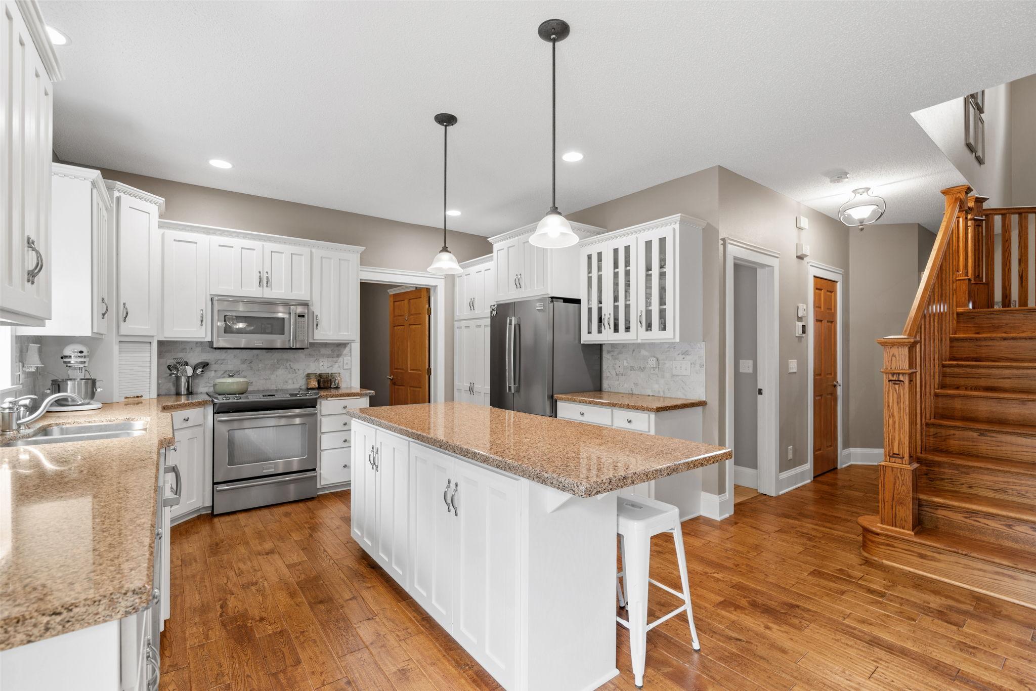 44-web-or-mls-16850 172nd St SE-44.jpg