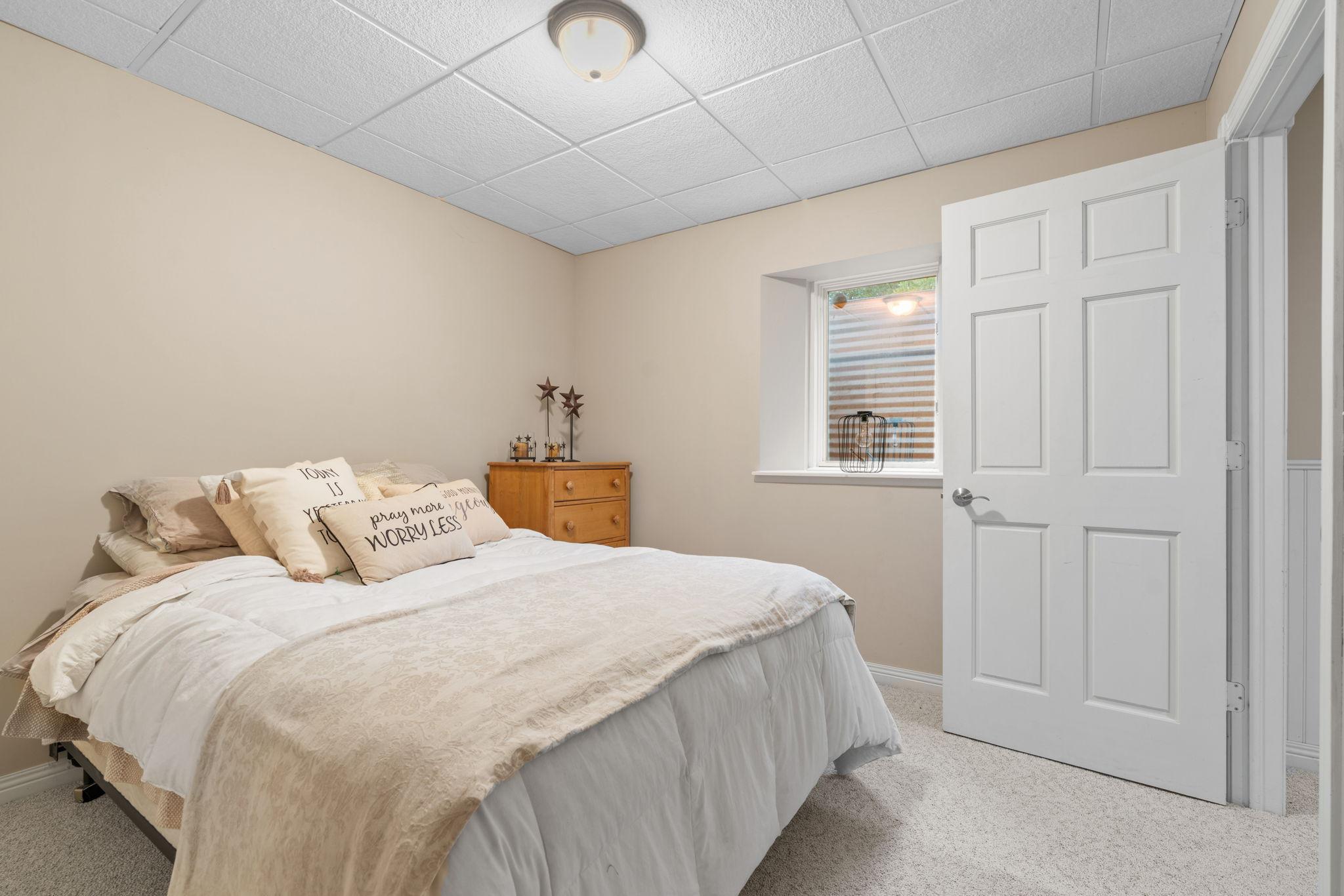 70-web-or-mls-16850 172nd St SE-70.jpg