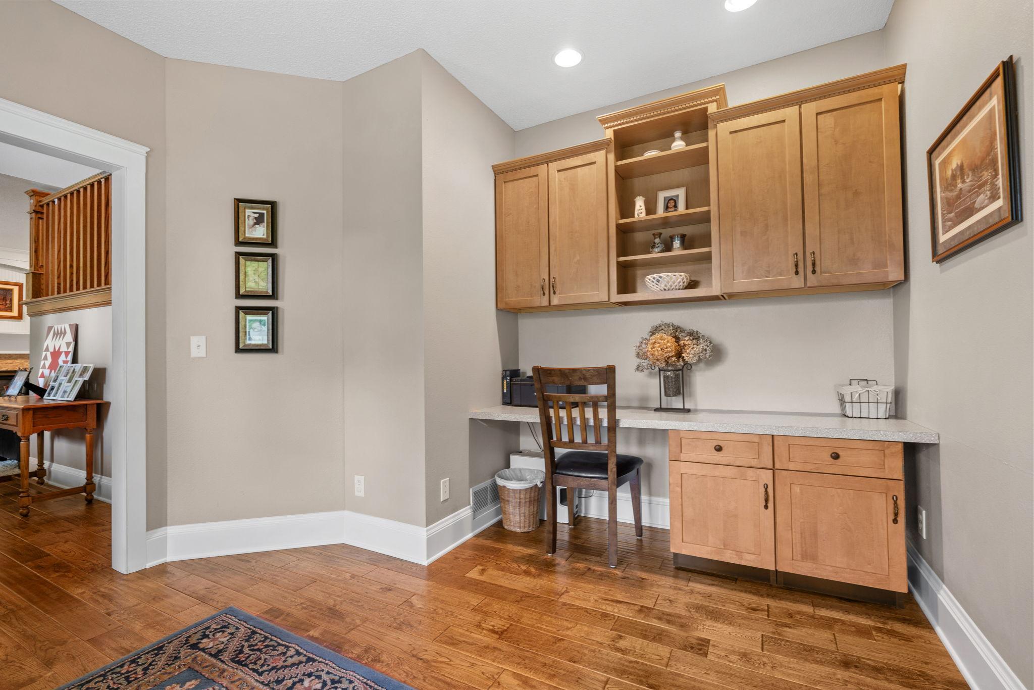 51-web-or-mls-16850 172nd St SE-51.jpg