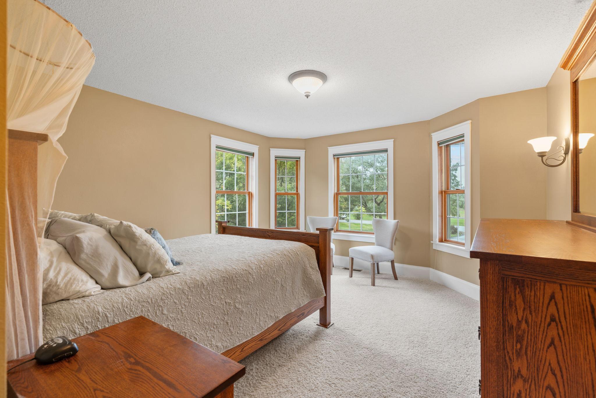 61-web-or-mls-16850 172nd St SE-61.jpg