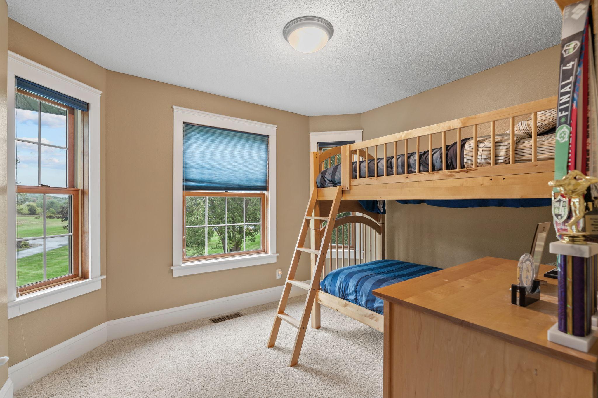 53-web-or-mls-16850 172nd St SE-53.jpg