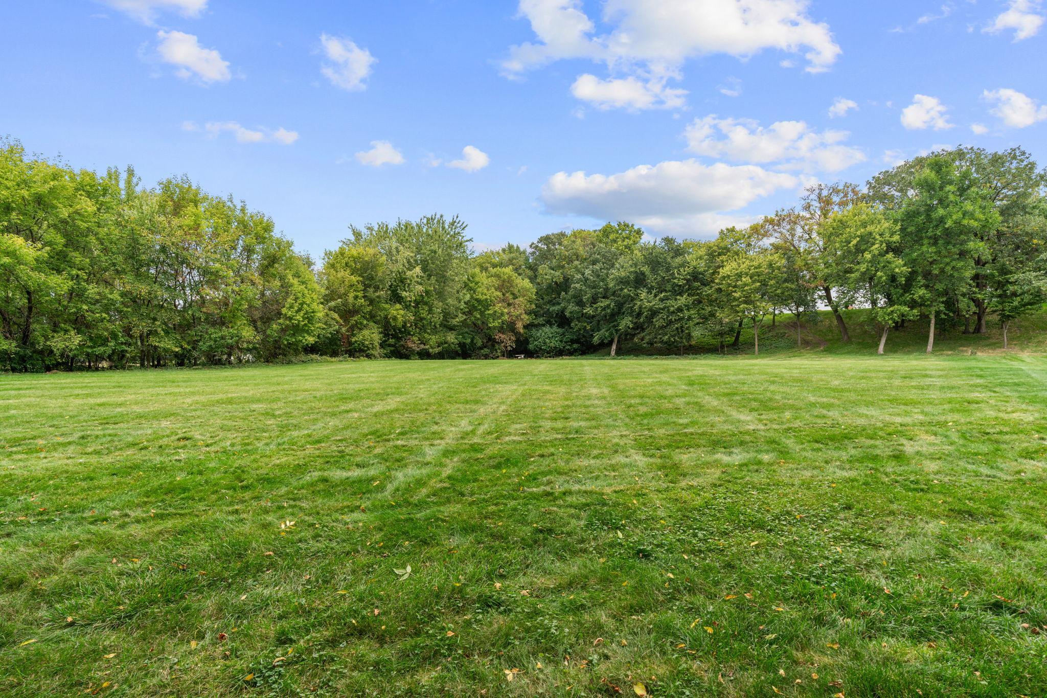 19-web-or-mls-16850 172nd St SE-19.jpg