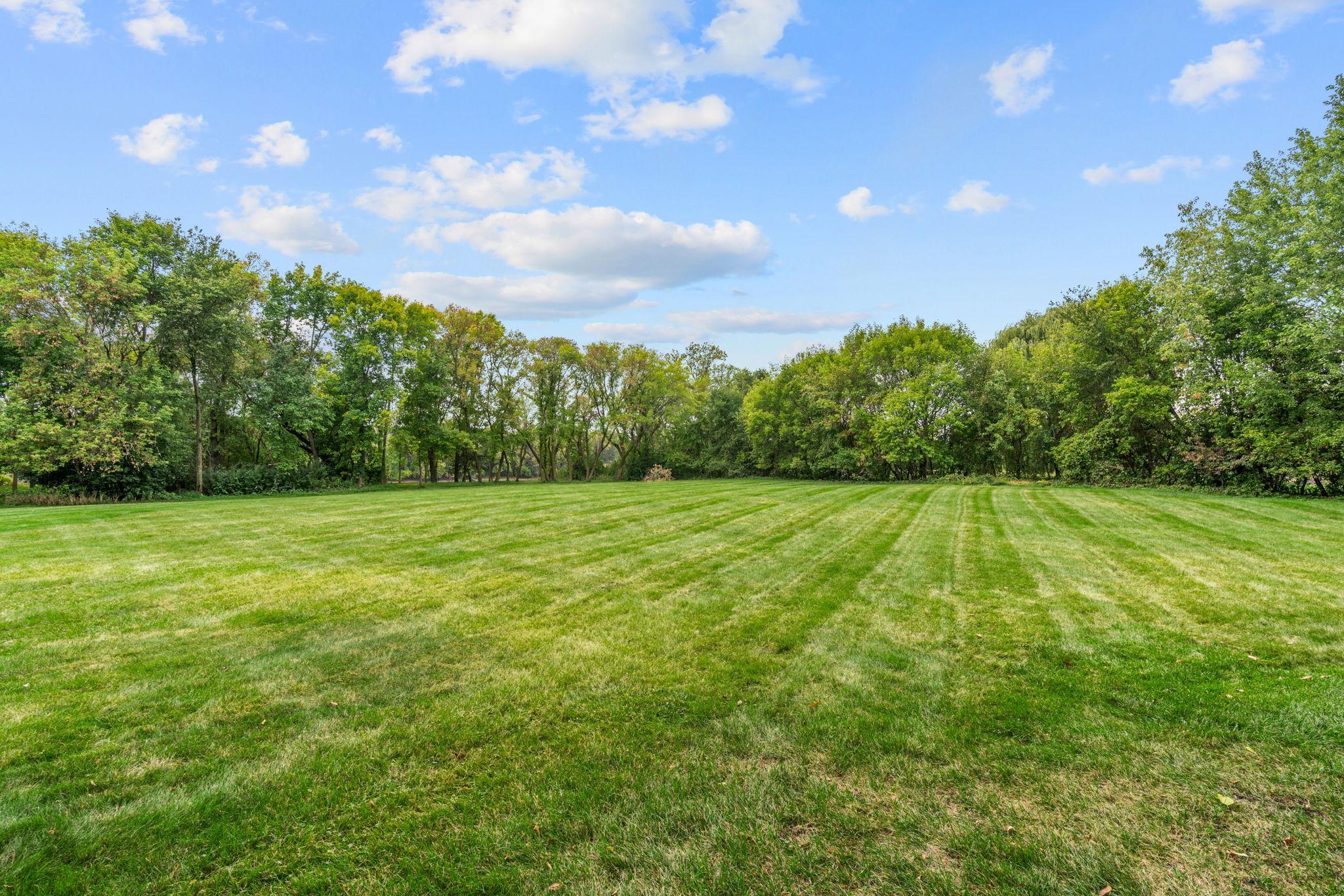 18-web-or-mls-16850 172nd St SE-18.jpg
