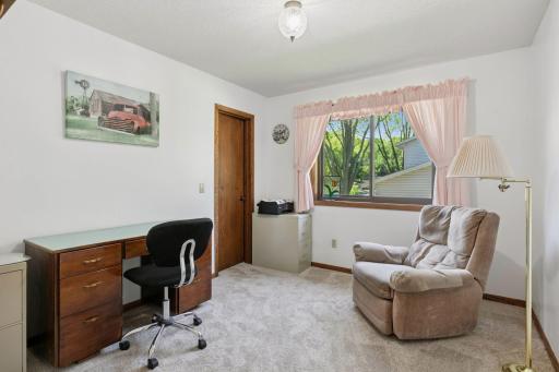 13000 Penn Avenue S, Burnsville, MN 55337