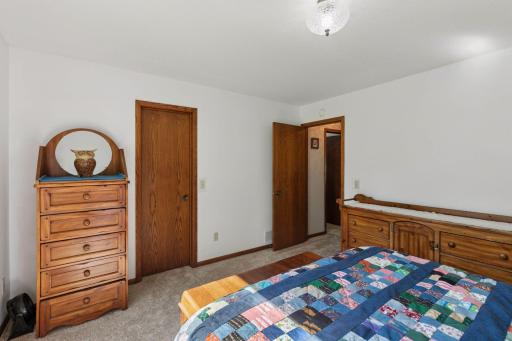 13000 Penn Avenue S, Burnsville, MN 55337
