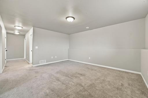 7691 Cub Creek Way, Horace, ND 58047