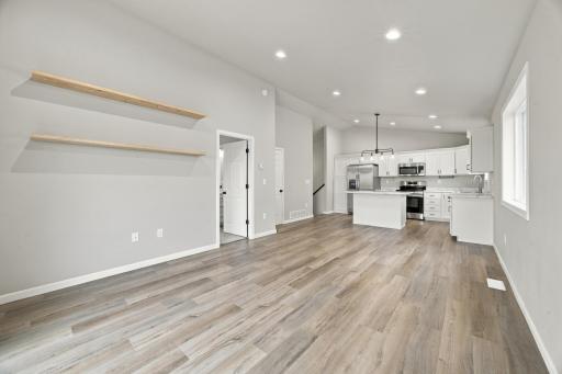 7691 Cub Creek Way, Horace, ND 58047