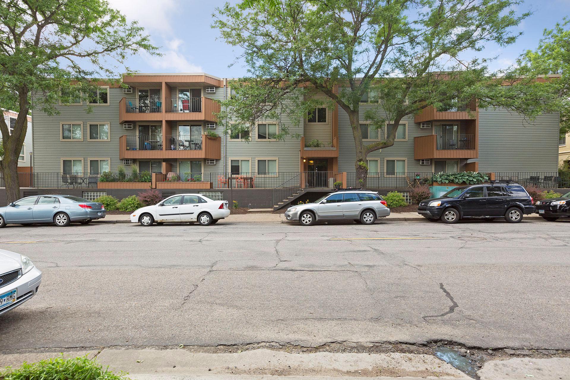 3540 Hennepin Ave - Spacecrafting - 0001.jpg