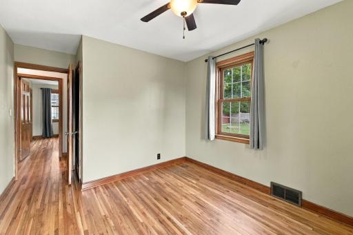 326 5th Avenue NE, Cambridge, MN 55008