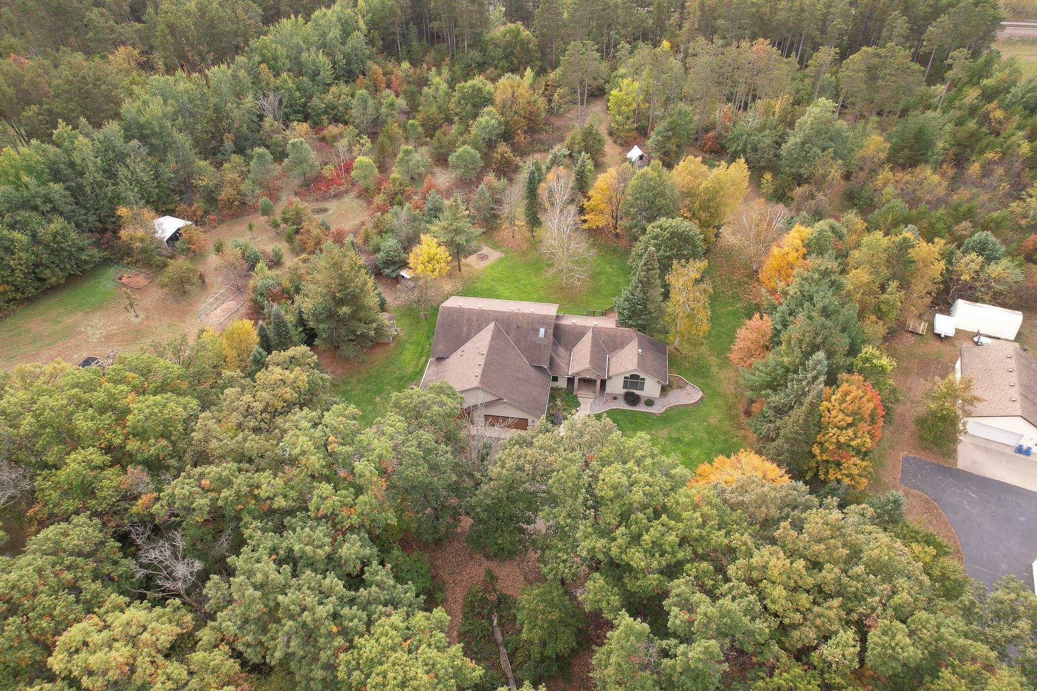 8795 Lakewood Fall-08.jpg