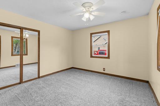 5201 Pennsylvania Avenue N, New Hope, MN 55428