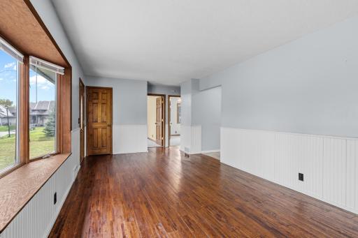 5201 Pennsylvania Avenue N, New Hope, MN 55428