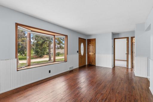5201 Pennsylvania Avenue N, New Hope, MN 55428