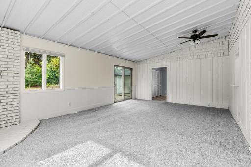 5201 Pennsylvania Avenue N, New Hope, MN 55428