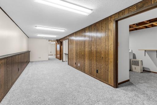 5201 Pennsylvania Avenue N, New Hope, MN 55428