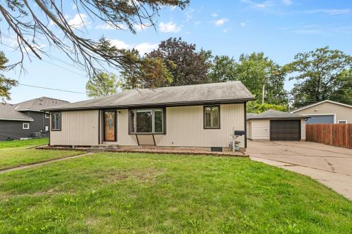 5201 Pennsylvania Avenue N, New Hope, MN 55428