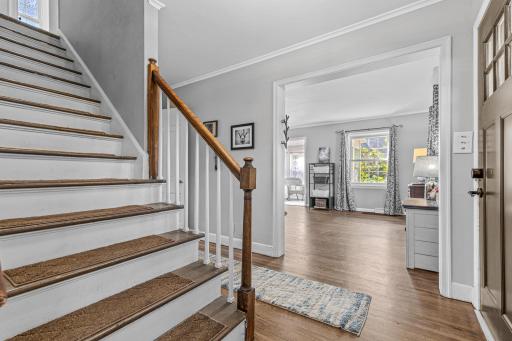 7005 Oak Grove Boulevard, Richfield, MN 55423