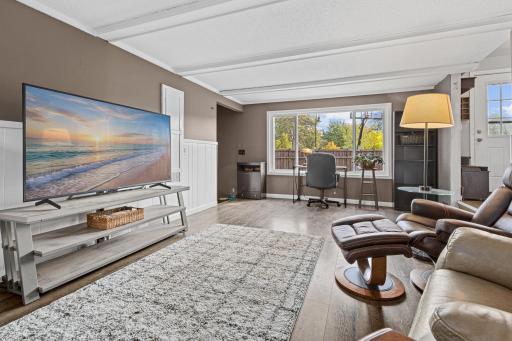 7005 Oak Grove Boulevard, Richfield, MN 55423