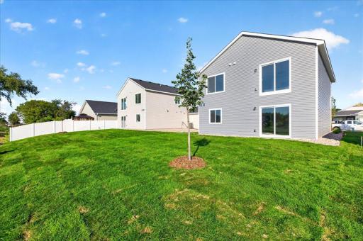 1815 Pierce Street S, Cambridge, MN 55008