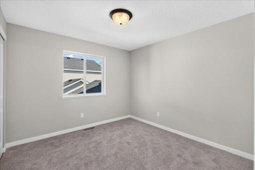 1815 Pierce Street S, Cambridge, MN 55008