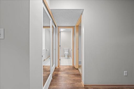 2226 Saint Johns Circle, Woodbury, MN 55129