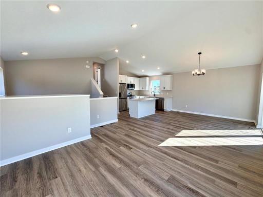 1827 Pierce Street S, Cambridge, MN 55008