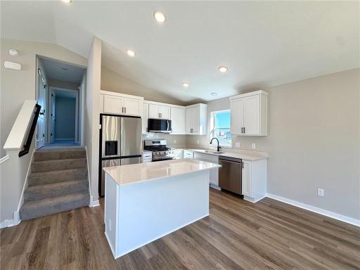 1827 Pierce Street S, Cambridge, MN 55008