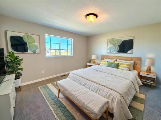 1827 Pierce Street S, Cambridge, MN 55008