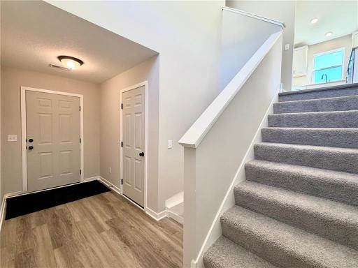 1827 Pierce Street S, Cambridge, MN 55008