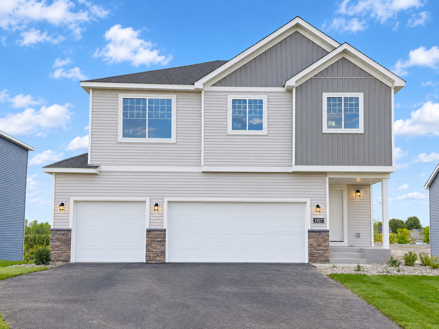 Property photo for 1927 Pierce Street S, Cambridge, MN 55008
