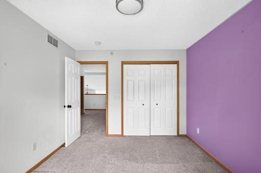 4527 Bloomberg Lane, Inver Grove Heights, MN 55076