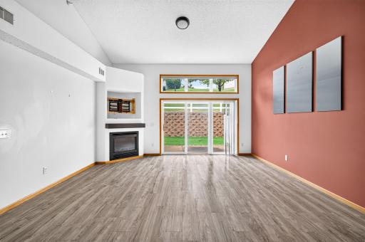 4527 Bloomberg Lane, Inver Grove Heights, MN 55076