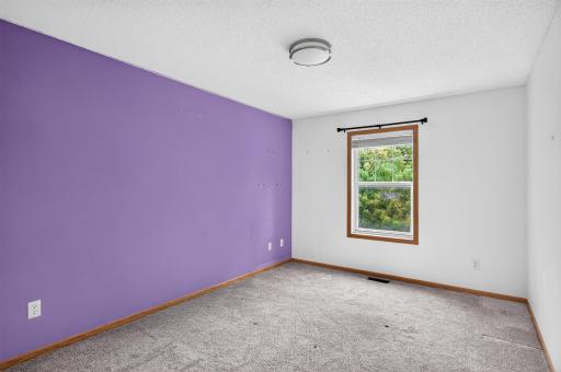 4527 Bloomberg Lane, Inver Grove Heights, MN 55076