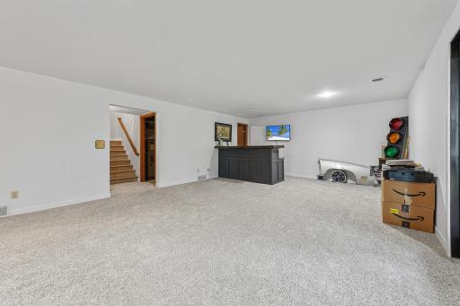 19817 Dogwood Road, Lake Crystal, MN 56055