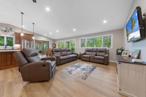 19817 Dogwood Road, Lake Crystal, MN 56055