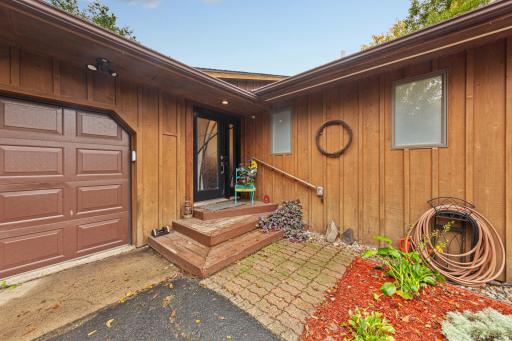 19817 Dogwood Road, Lake Crystal, MN 56055