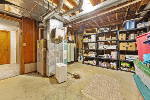 19817 Dogwood Road, Lake Crystal, MN 56055