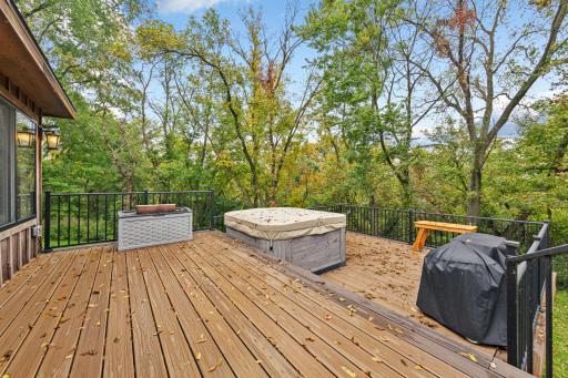 19817 Dogwood Road, Lake Crystal, MN 56055