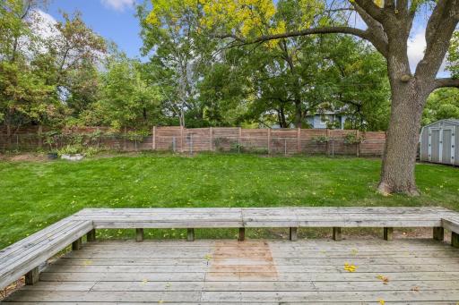10800 Oak Knoll Terrace N, Minnetonka, MN 55305