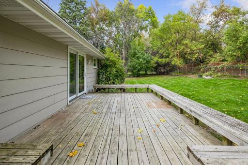 10800 Oak Knoll Terrace N, Minnetonka, MN 55305