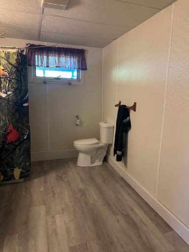 408 3rd Avenue NW, Lamoure, ND 58458
