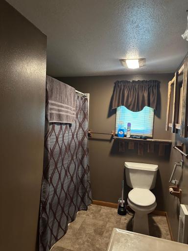 408 3rd Avenue NW, Lamoure, ND 58458