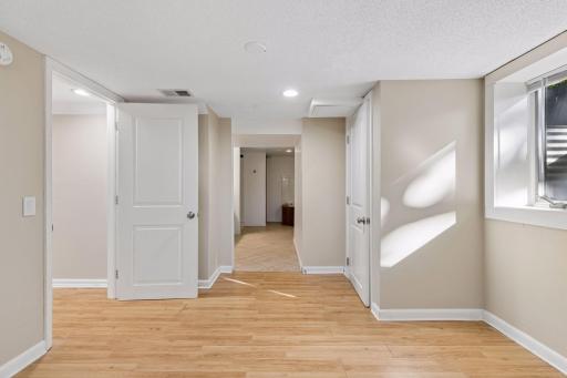 1020 Orkla Drive, Golden Valley, MN 55427