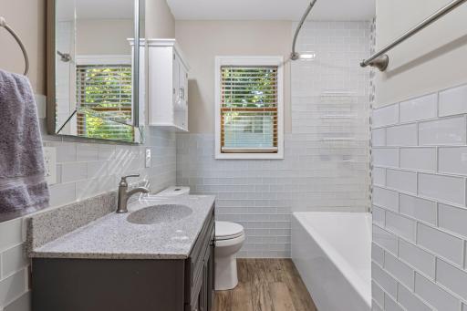 1020 Orkla Drive, Golden Valley, MN 55427