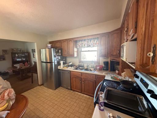 10133 Cottonwood Street NW, Coon Rapids, MN 55448