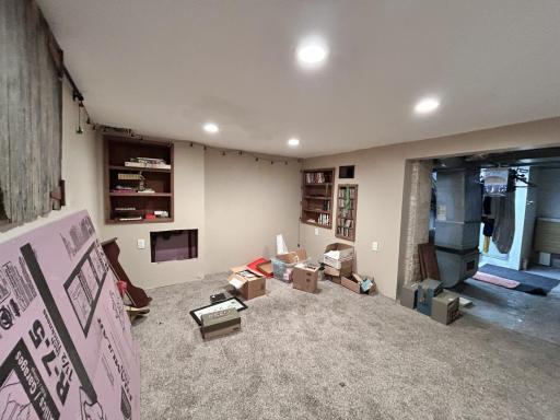 233 17th Avenue N, Hopkins, MN 55343