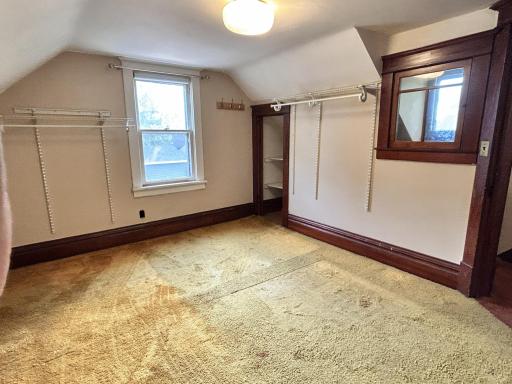 233 17th Avenue N, Hopkins, MN 55343