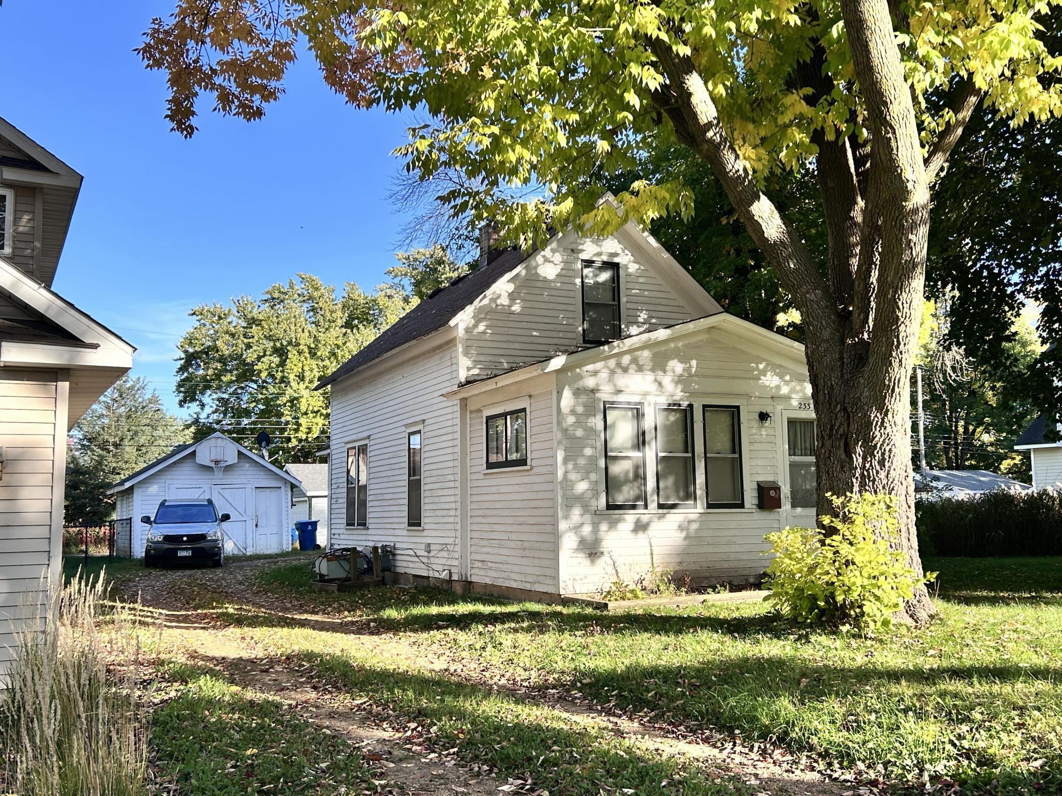 Property photo for 233 17th Avenue N, Hopkins, MN 55343
